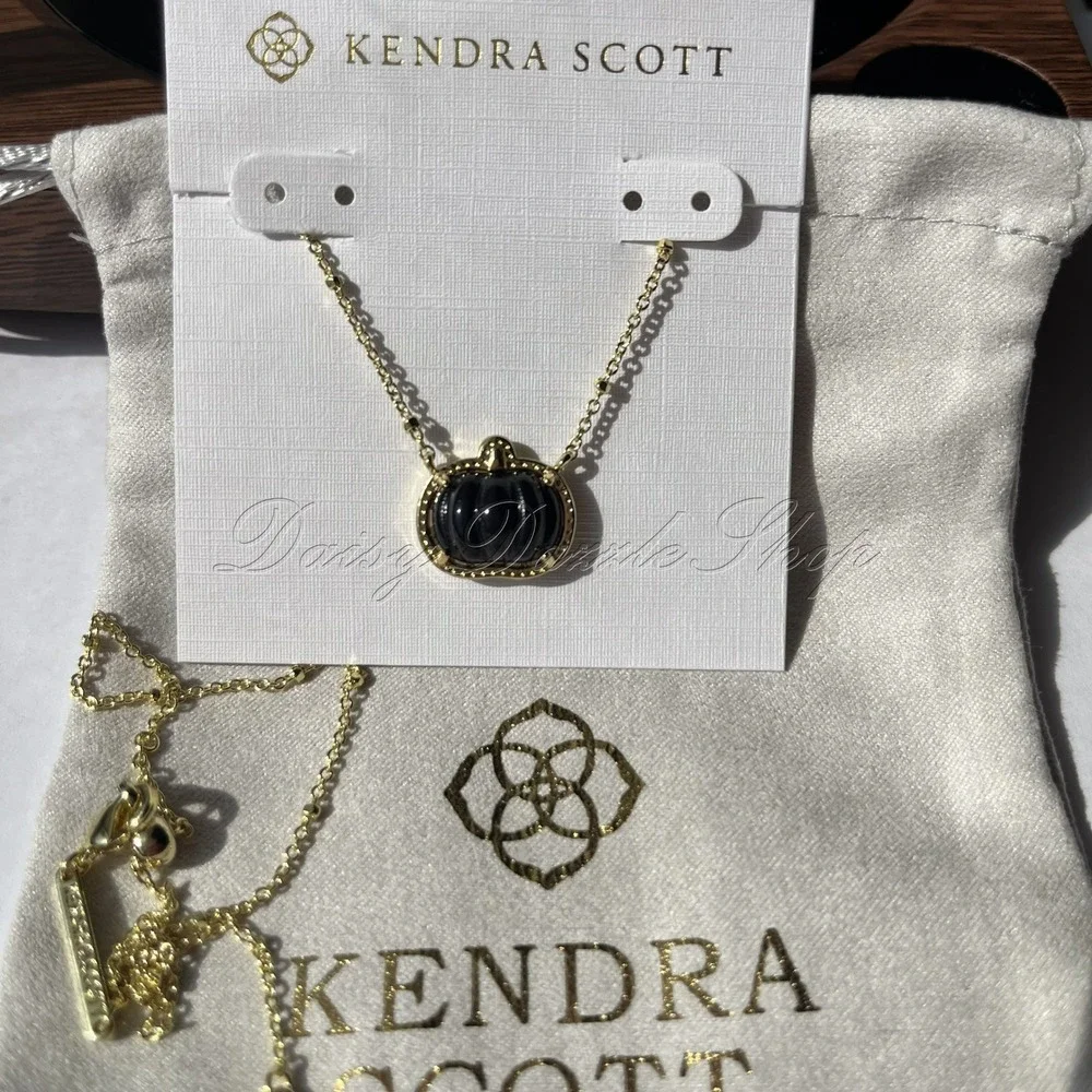 🎃✨Kendra Scott Pumpkin Black Gold Plated Short Pendant Necklace New 🎃✨
